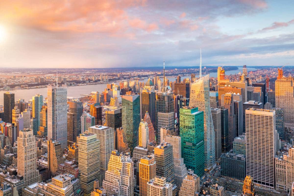 The stunning cityscape of New York City, hosting this year's Skift Global Forum.